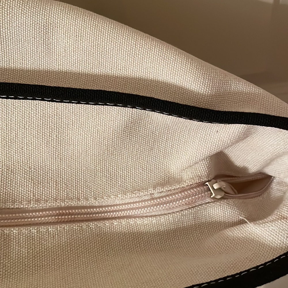 Women's N Monogrammed Tote Bag NWOT - Picture 7 of 11